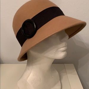 Brown vintage 1920’s style hat